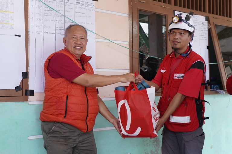 Bantu Korban Gempa Cianjur, UNJ Salurkan Bantuan dan Turunkan Relawan